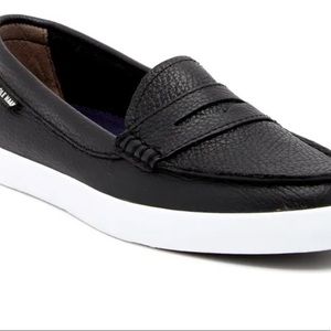 COLE HAAN sneaker black leather penny loafer